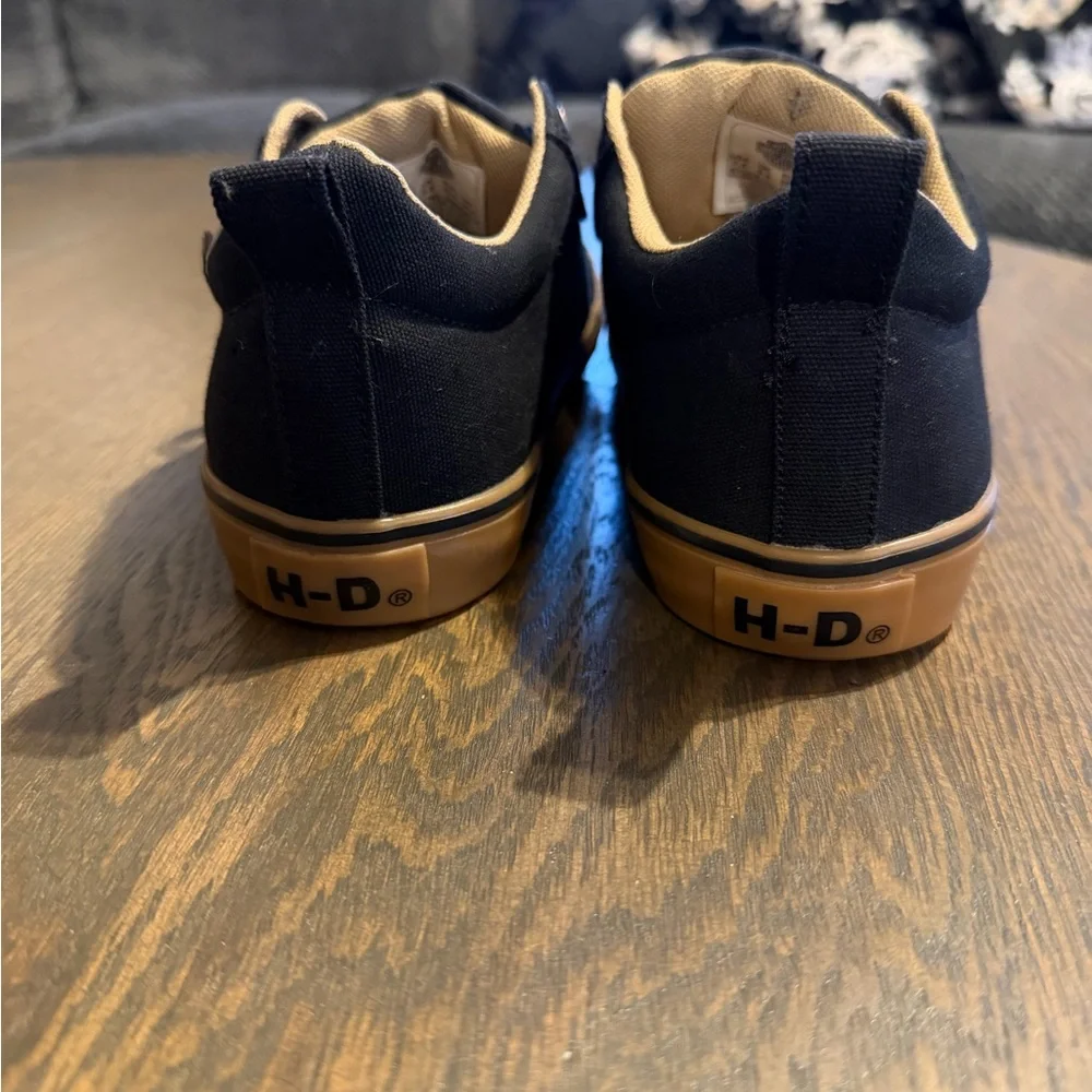 Harley-Davidson Tan and Black Sneakers - Picture 6 of 6